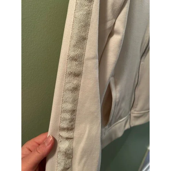 Ralph Lauren Active Ralph Laruren Zip Up Jacket with Gold Detail Sleeve Sz L - Picture 4 of 4